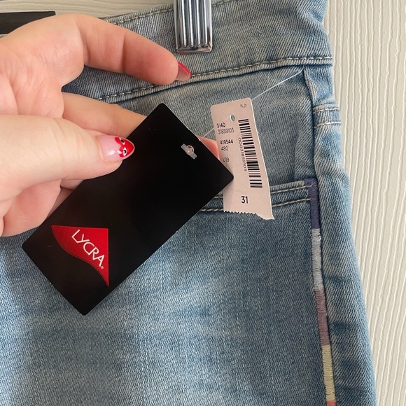 Jean shorts - Picture 3 of 5